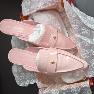TORY BURCH Pointed Backless Loafer/Mule Patent Leather